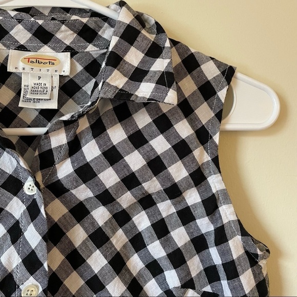 Talbots black and white checkered sleeveless button down summer top - Picture 2 of 5